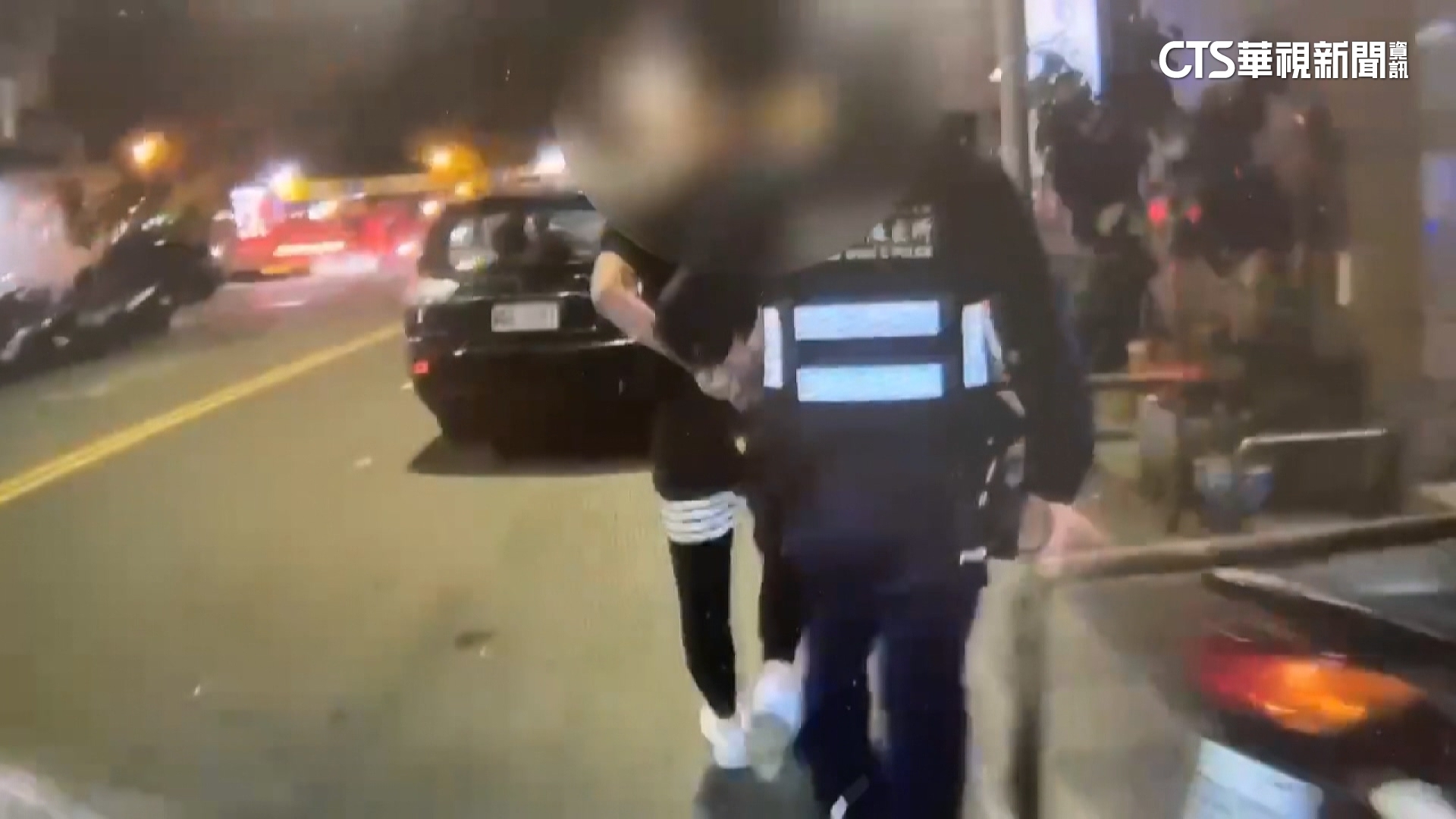 男子形跡詭異警方盤查　車上遭搜出喪屍煙彈