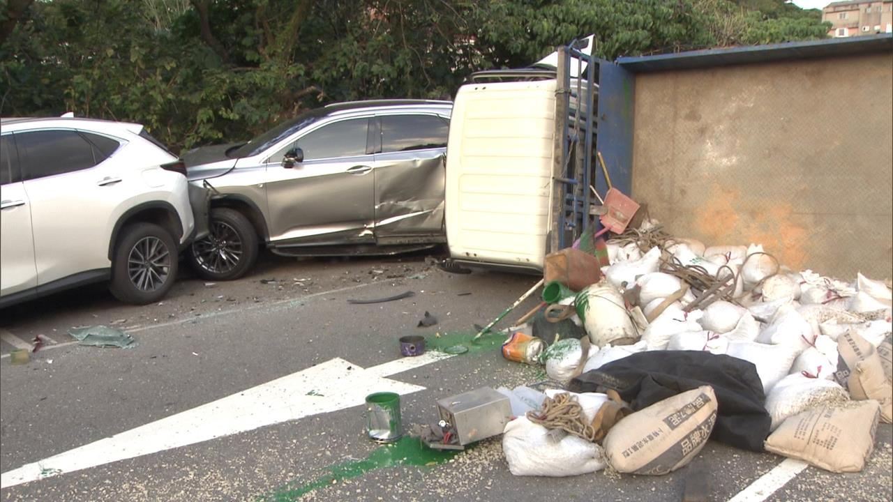肉沒夾好釀擦撞? 男子連環撞9汽車.1重機 被抓包根本酒駕
