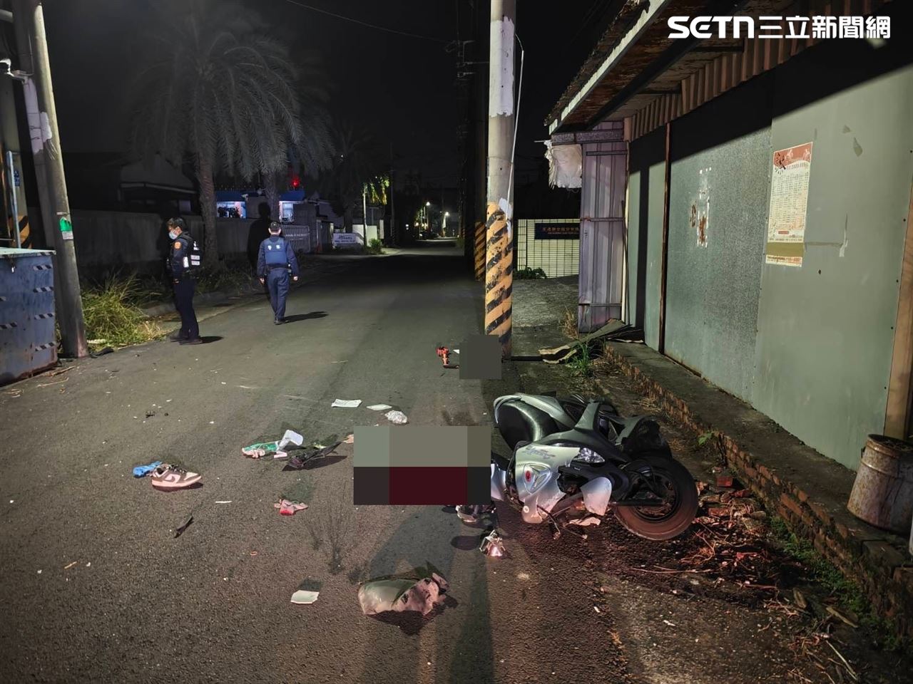 快訊／深夜自撞電桿爆頭⋯他倒血泊中氣絕亡！台南28歲騎士身份曝光
