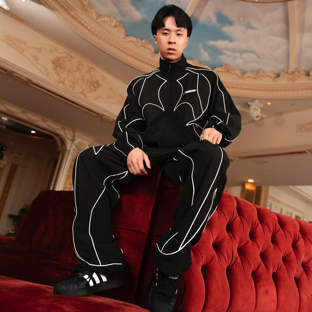 扯爆了！「最強高中生」開箱NBA球員卡　首抽直接命中全球：全球限量5張