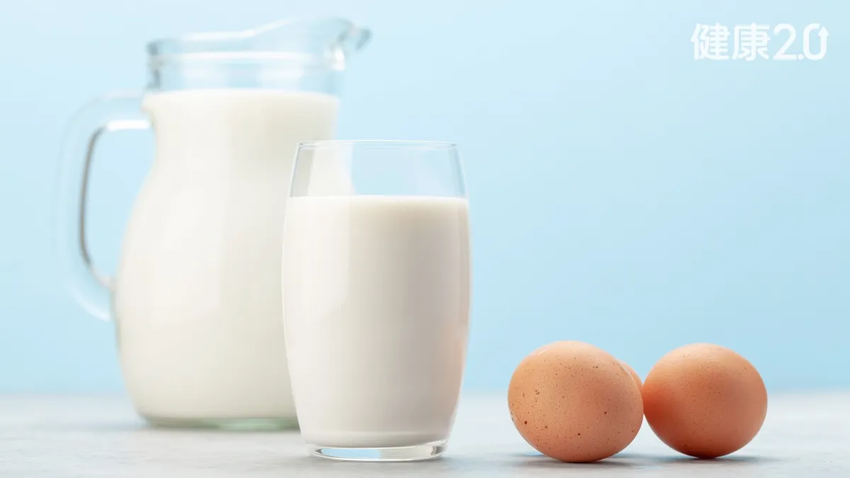 睡前吃雞蛋、牛奶長肌肉？年長者別忽略這1步