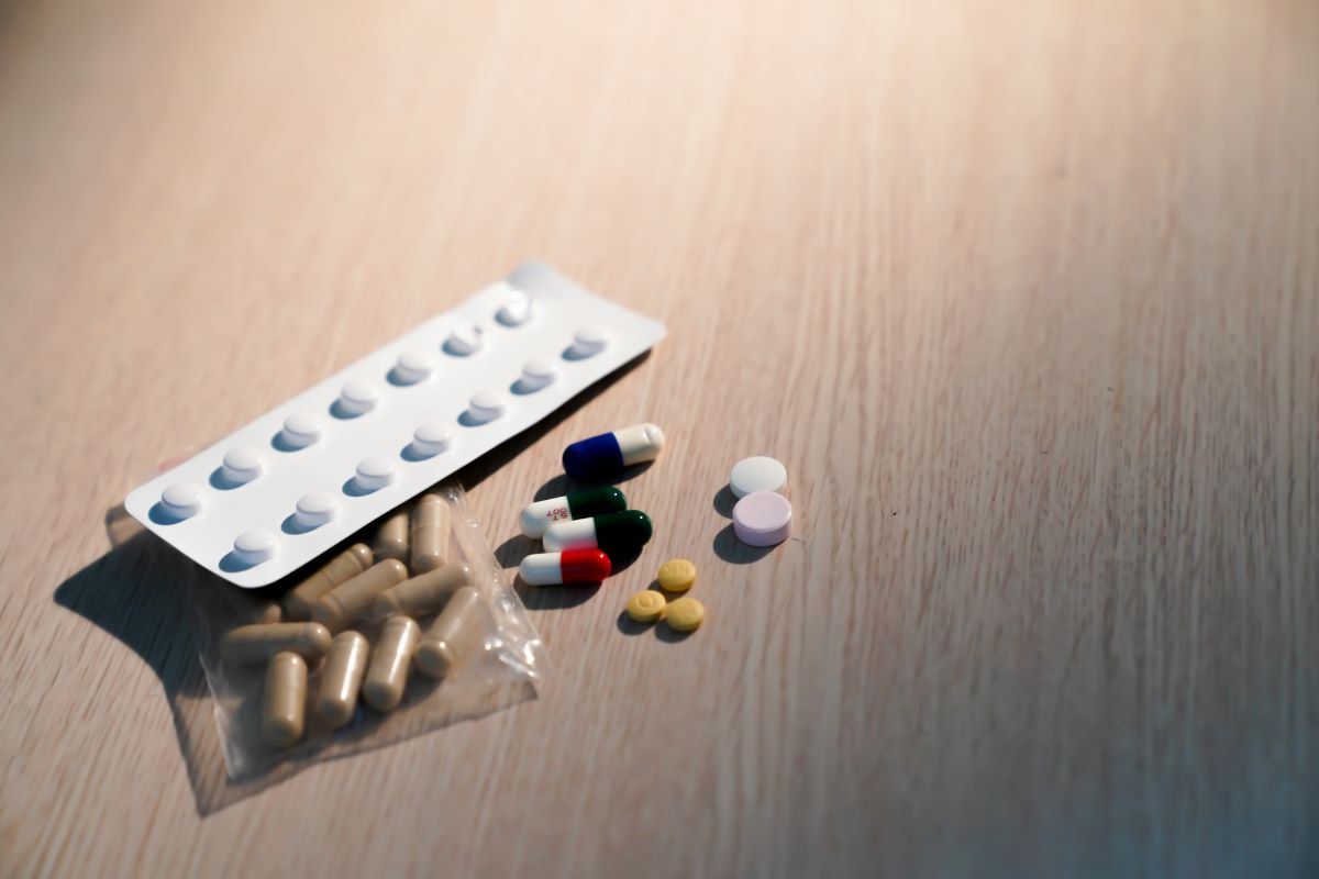 全台1500萬人都在吃！「這款藥」誤用恐傷腎、胃出血