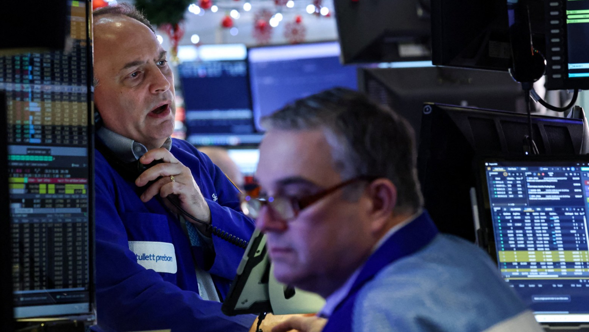 美股連兩天收低　科技、銀行股領跌